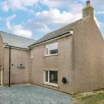 Spacious Coastal 3 Bedroom In Allonby, Sleeps 6, Parking, Ev Plug *