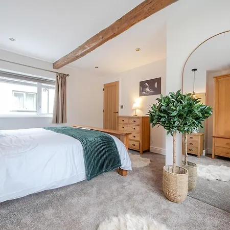 Spacious Coastal 3 Bedroom In Allonby, Sleeps 6, Parking, Ev Plug Hébergement de vacances *