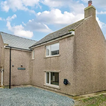 Spacious Coastal 3 Bedroom In Allonby, Sleeps 6, Parking, Ev Plug *