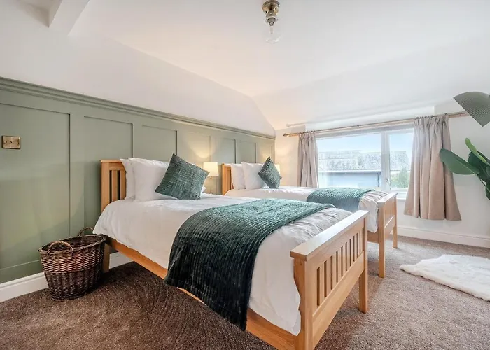 Spacious Coastal 3 Bedroom In Allonby, Sleeps 6, Parking, Ev Plug Allonby