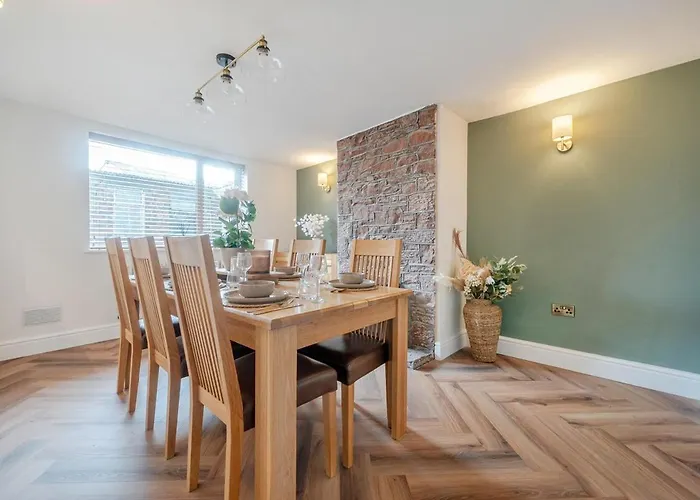 Spacious Coastal 3 Bedroom In Allonby, Sleeps 6, Parking, Ev Plug Vakantiehuis Allonby