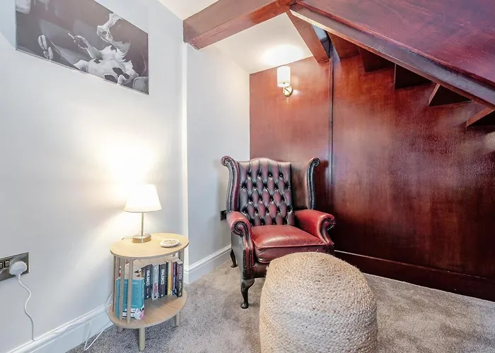 Spacious Coastal 3 Bedroom In Allonby, Sleeps 6, Parking, Ev Plug * Allonby